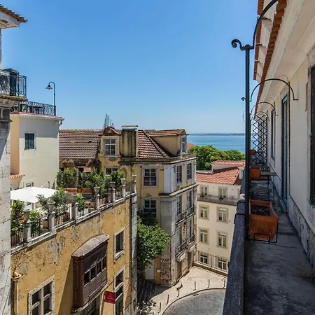 Apartment Chiado 3bedroom Lisbon
