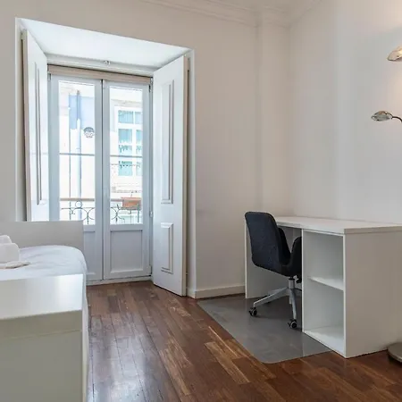 Apartment Chiado 3bedroom Lisbon